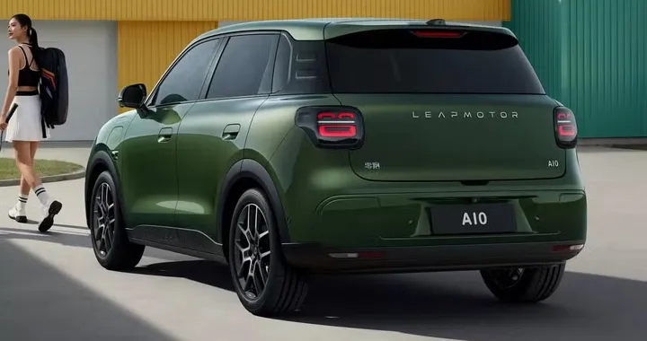 Leapmotor B03X, al via gli ordini: il nuovo SUV elettrico parte da 24.900 euro