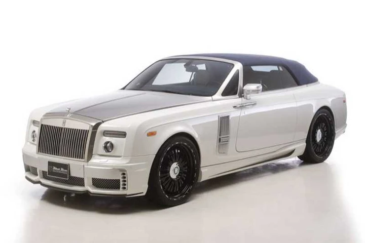Rolls-Royce Phantom Drophead Coupe by Wald International