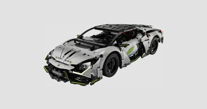Lego Technic Lamborghini Revuelto: il nuovo kit che porta la supercar nel salotto di casa