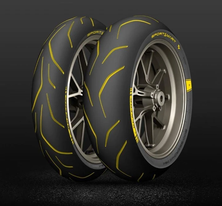Dunlop SportSmartTT: per la pista e la strada