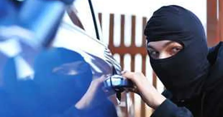 In inverno occhio ai furti in auto, parola di assicurazione