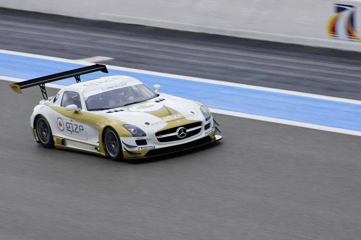 Mercedes SLS AMG GT3: i test