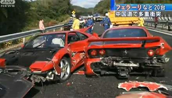 Incidente tra supercar in Giappone: 8 Ferrari distrutte