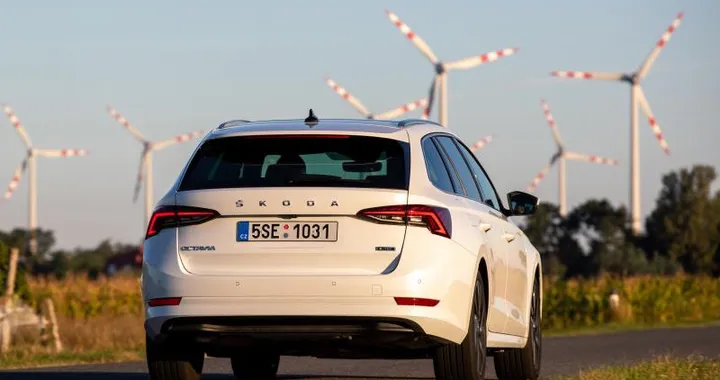 Skoda Octavia 2020: arrivano nuove motorizzazioni ibride