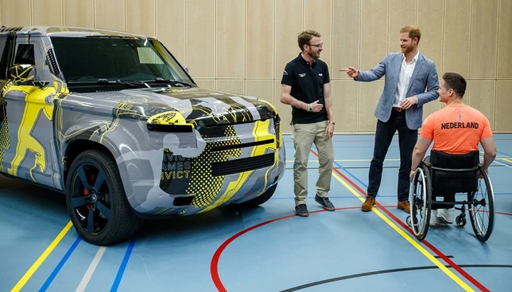 Land Rover Defender 2020: un nuovo inaspettato teaser