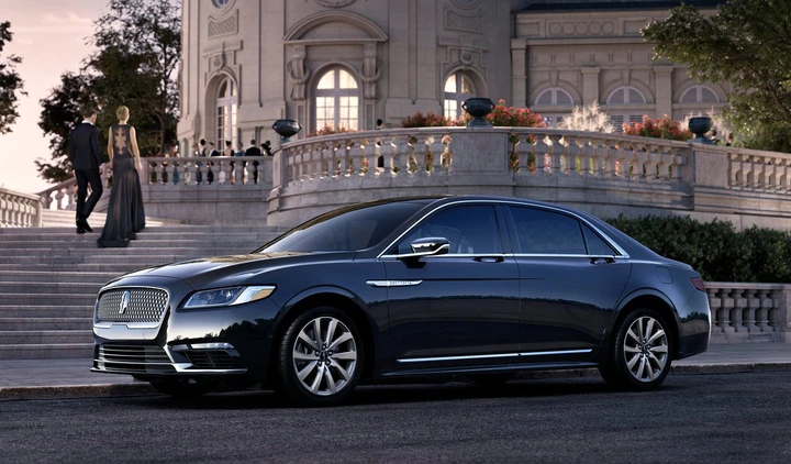Lincoln Continental 2017: il lusso in chiave yankee