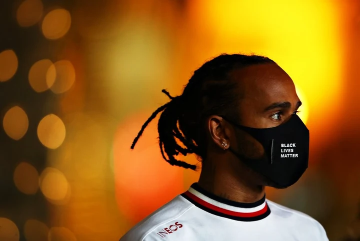 Formula 1: Hamilton non si ferma più, è sua la pole position in Bahrain