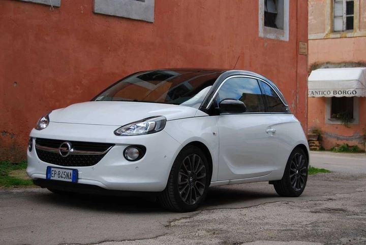 Opel Adam 1.4 100 CV: la prova su strada
