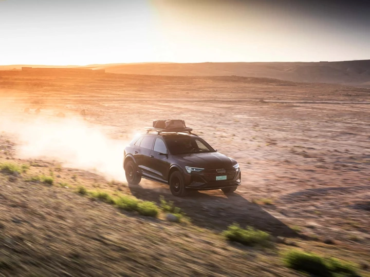 Audi Q8 E-Tron Edition Dakar