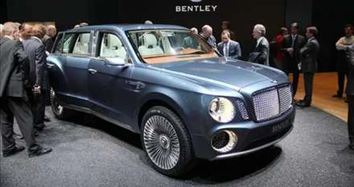Bentley: il SUV correrà la Dakar 2013