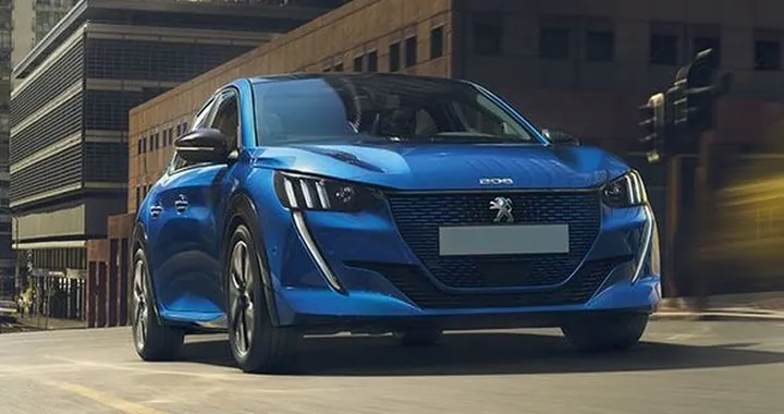 Peugeot e-208