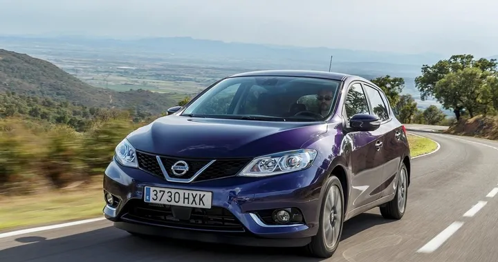 Nissan Pulsar 2015: nuove immagini ufficiali