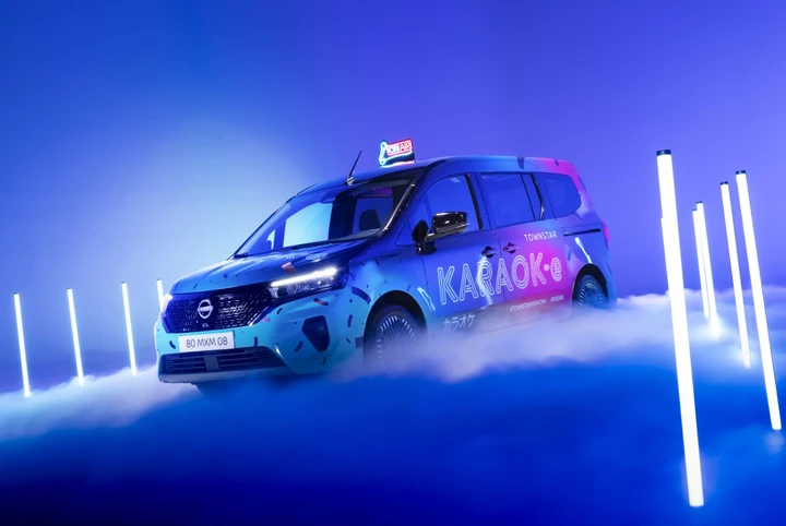 Nissan Townstar Karaok-e: il veicolo commerciale con karaoke integrato [VIDEO]