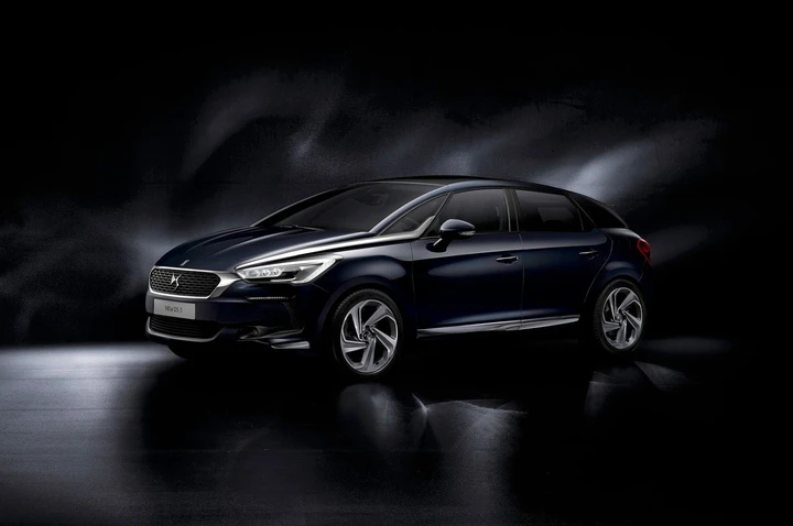 Nuova DS5 2015: prime immagini ufficiali