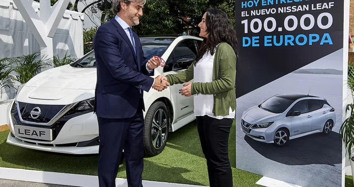 Nissan taglia il traguardo delle 100.000 Leaf consegnate