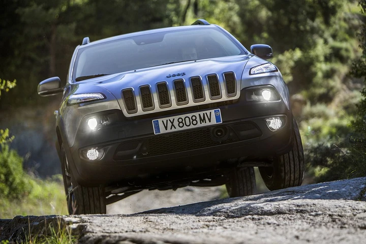 Nuova Jeep Cherokee 2014, nuove foto ufficiali
