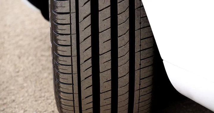 Cambio gomme 2020: torna l’obbligo degli pneumatici estivi