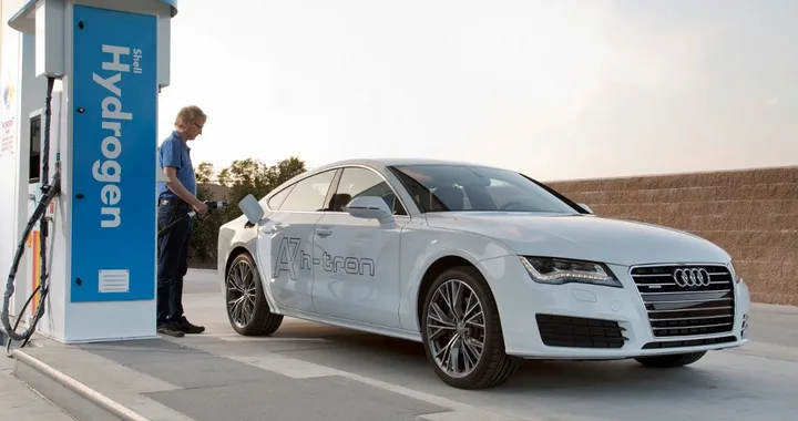 Audi A7 Sportback h-tron quattro a idrogeno al Salone di Los Angeles