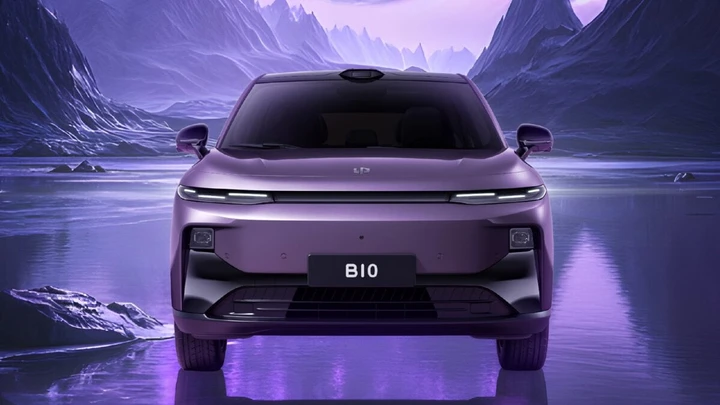 Parigi lo annuncia, la Cina lo svela: il Leapmotor B10 è il SUV che vuole sorprendere l’Europa