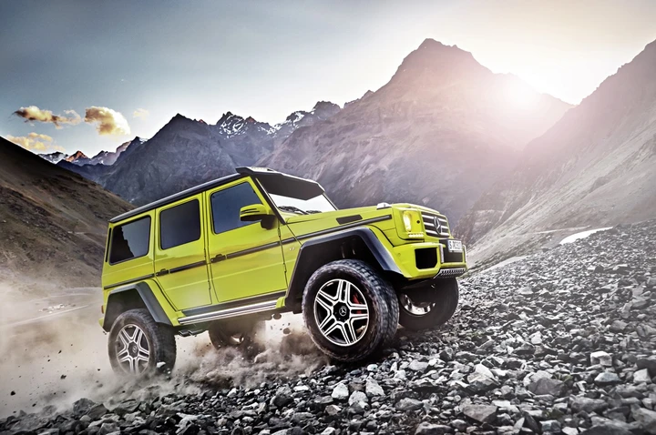 Mercedes G 500 4x4²: le prime immagini ufficiali