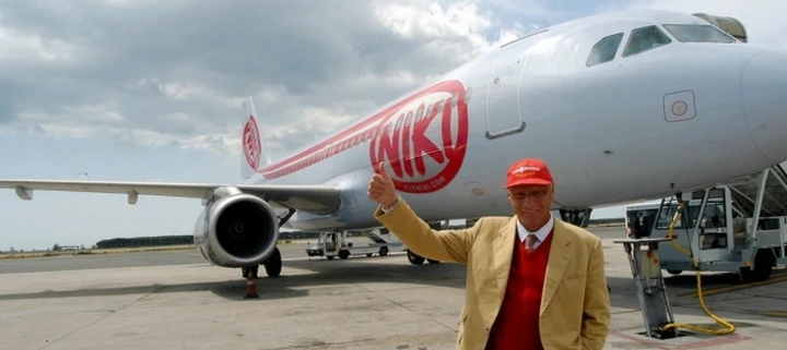 Niki Lauda torna ai comandi della propria Compagnia aerea