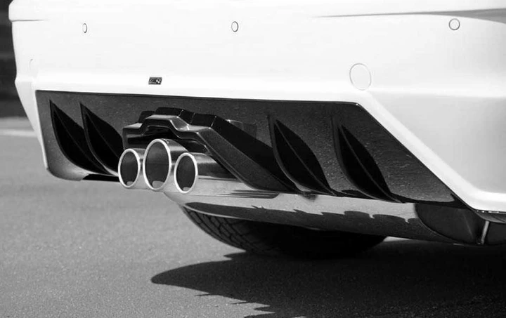 Porsche Cayenne by Lumma Design