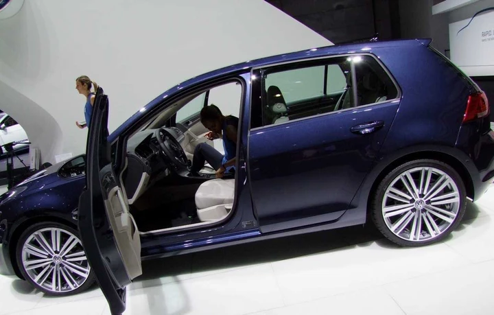 Volkswagen Golf 7: primo contatto al Salone di Parigi