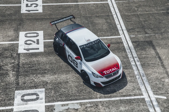 Peugeot 308 Racing Cup: le immagini ufficiali