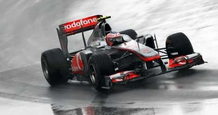 F1, GP del Canada: Button oltre il diluvio