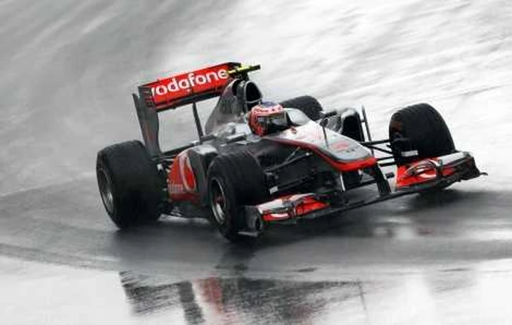 F1, GP del Canada: Button oltre il diluvio