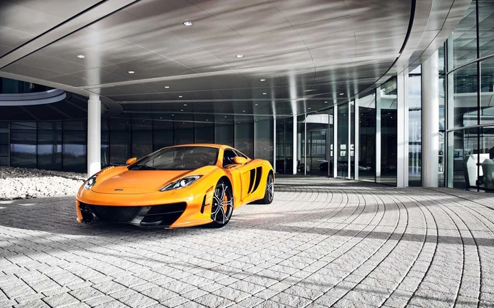 McLaren MP4 12C High Sport