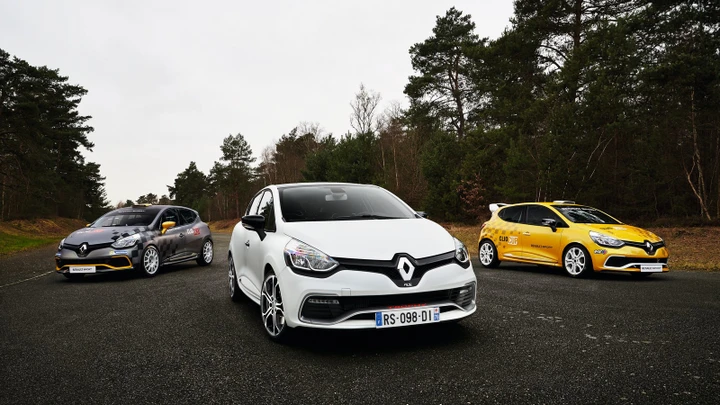 Renault: la Clio R.S. Trophy sfida la Clio R3T