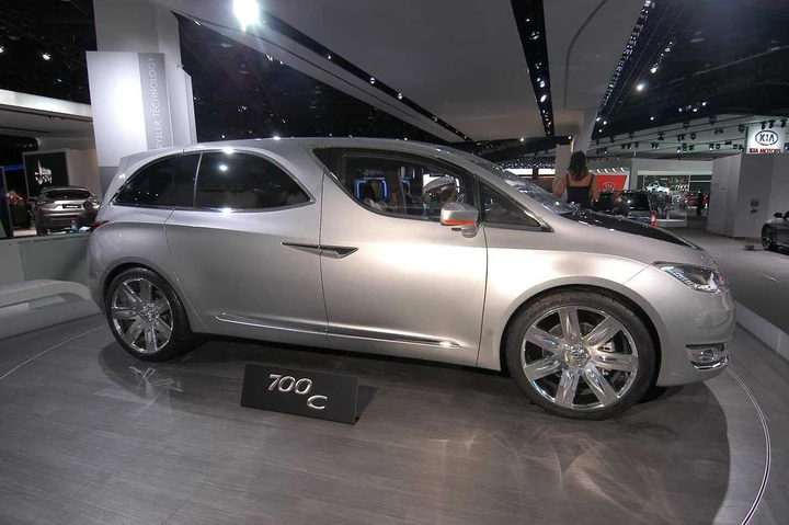 Chrysler 700C Concept