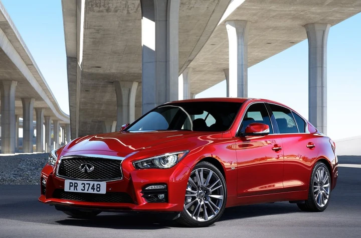 Infiniti Q50 2016: debutta il 3.0 V6 twin-turbo
