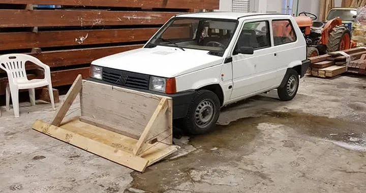 Fiat Panda spazzaneve fai da te: idea di un giovane artigiano abruzzese