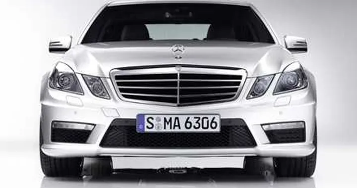 Mercedes E 63 AMG: comfort e cavalli made in Affalterbach