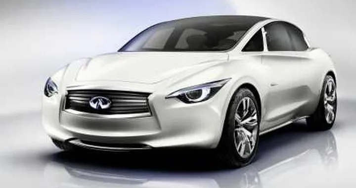 Infiniti: una compatta premium nel 2014