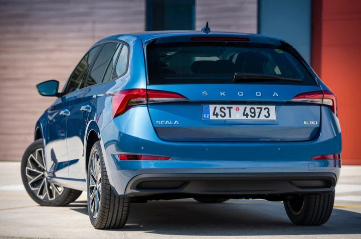 Skoda Scala G-TEC: prime immagini ufficiali