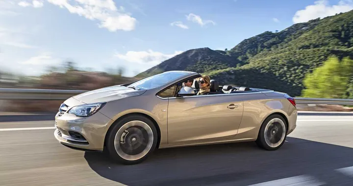 Opel Cascada: prezzi da 29.400 euro