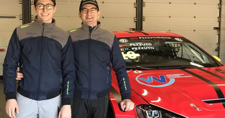 La famiglia Pezzuto all'assalto del TCR Endurance