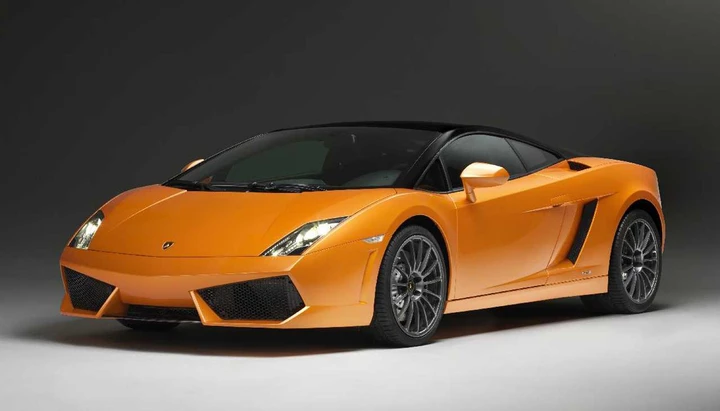Lamborghini Gallardo Bicolore al Qatar Motor Show
