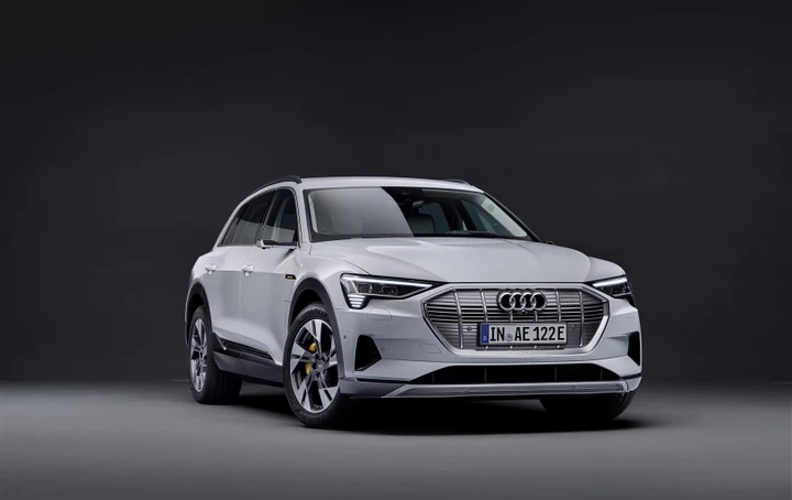 Audi e-tron 50 quattro: si allarga la gamma del SUV 100% elettrico