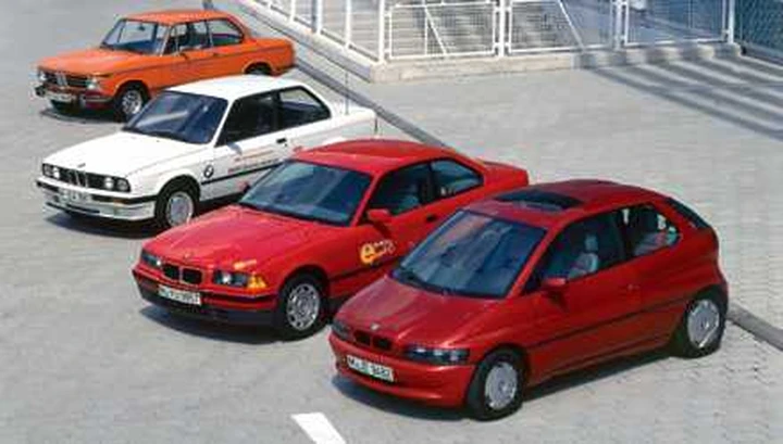 BMW festeggia i suoi primi 80 anni
