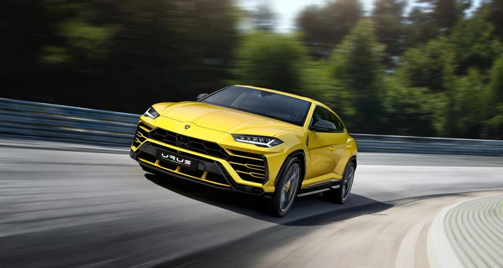 Lamborghini Urus: le immagini ufficiali
