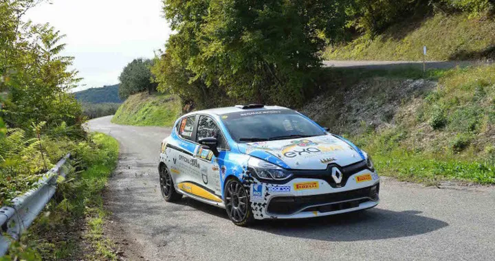 Rally Due Valli 2015: Rossetti vince il Trofeo Clio R3T