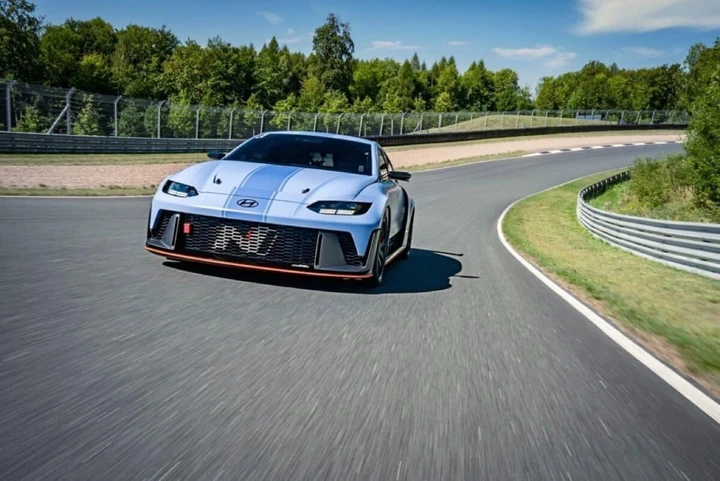 Hyundai RN22e: prototipo N elettrico spinge la sportività oltre i confini