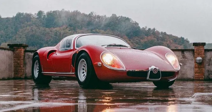 Alfa Romeo 33 Stradale: ecco la replica fedele di M.A.T.