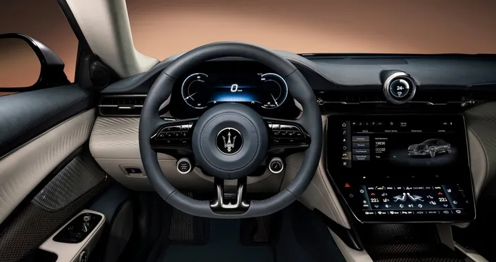 Maserati GranTurismo: le prime immagini degli interni