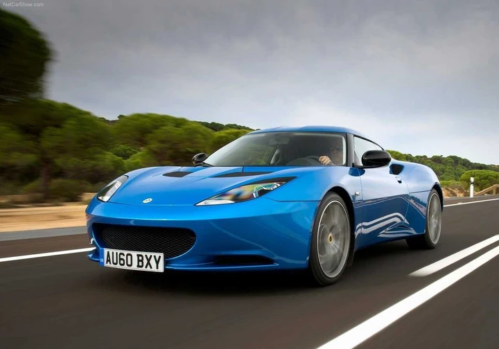 Lotus: le vendite non decollano