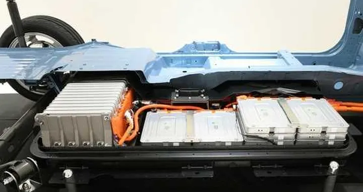 Auto elettriche: un software allunga l'autonomia